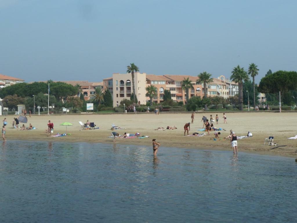 La Londe Les Maures Apartment ภายนอก รูปภาพ